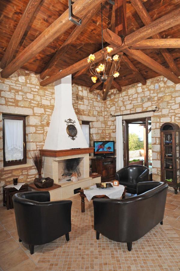 Villa Koutsoypia Stone House *