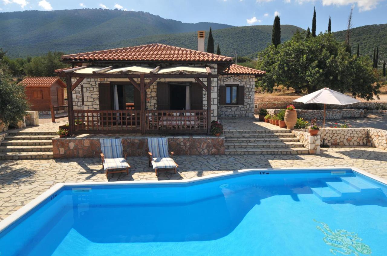Koutsoypia Stone House