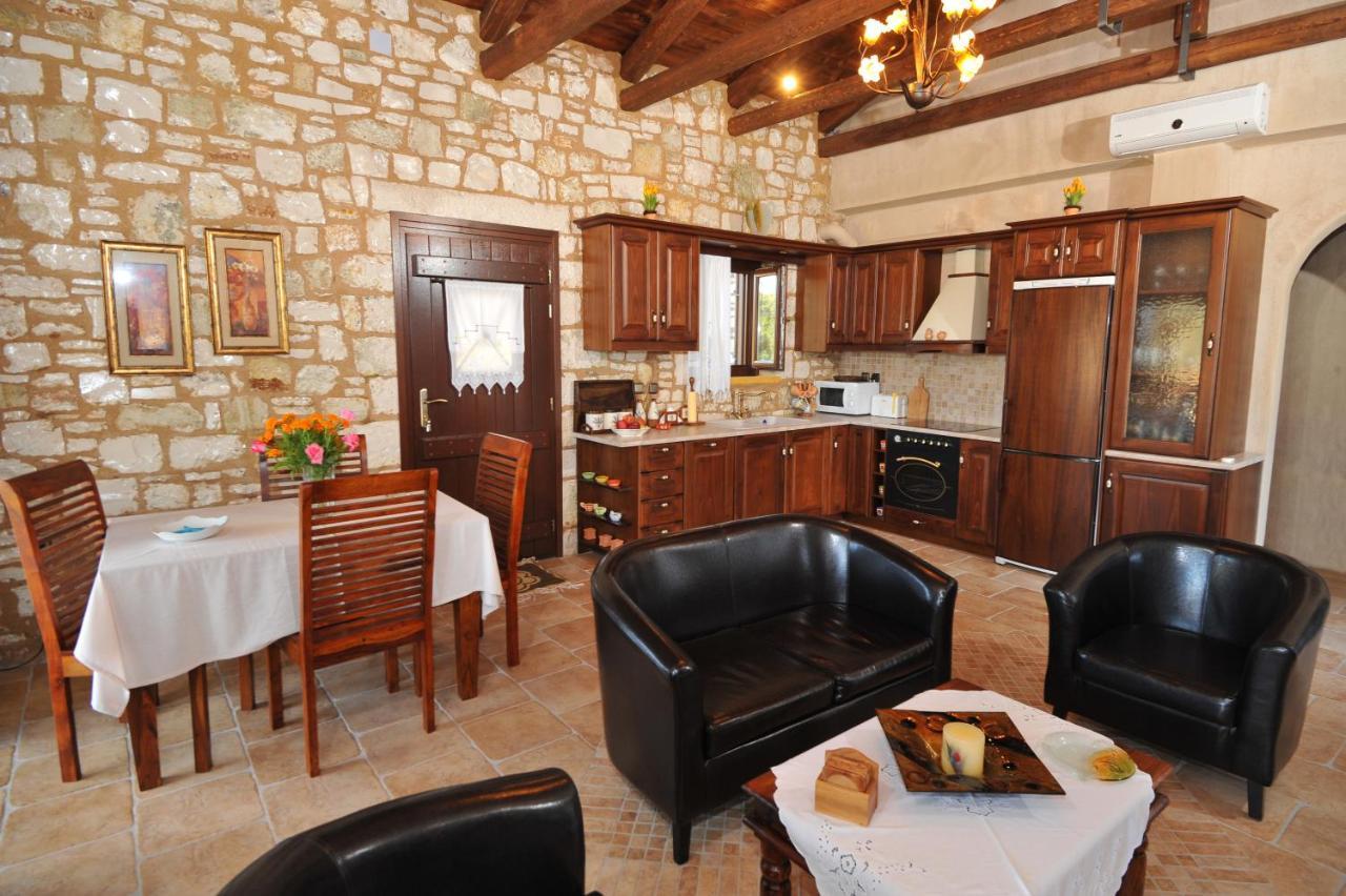 Villa Koutsoypia Stone House Sami (Kefalonia)