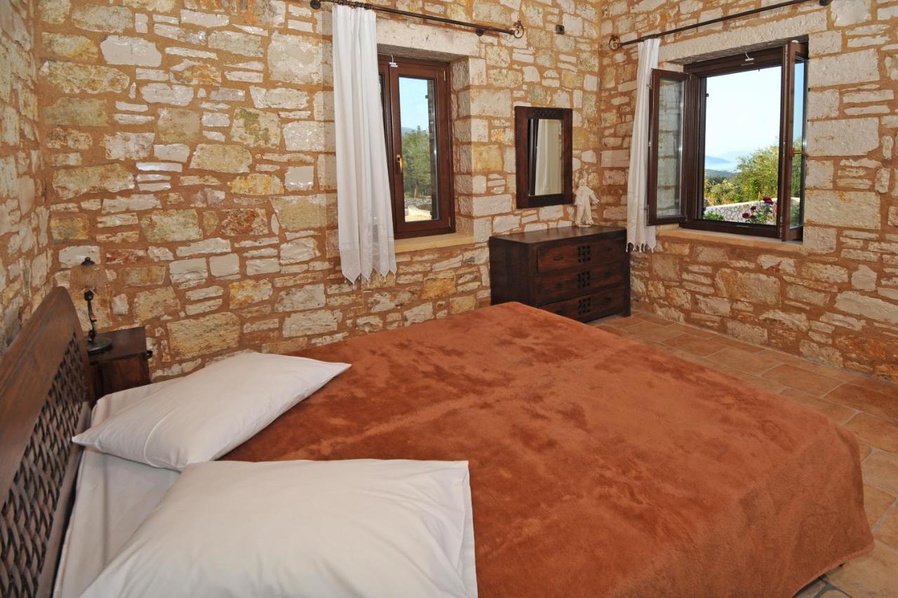 Villa Koutsoypia Stone House